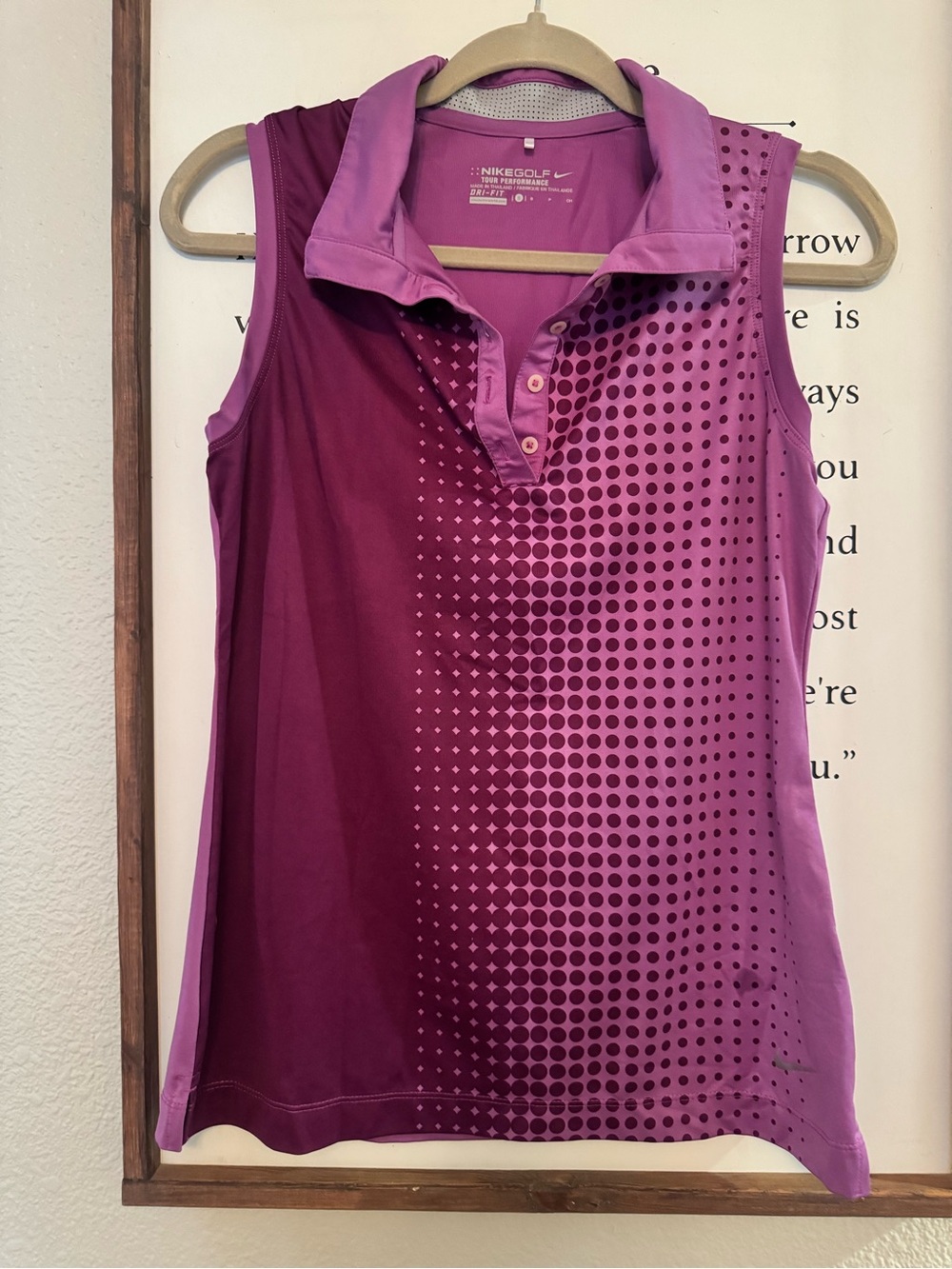 Nike Women's Sleeveless Golf Polo in Purple Ombre Dot